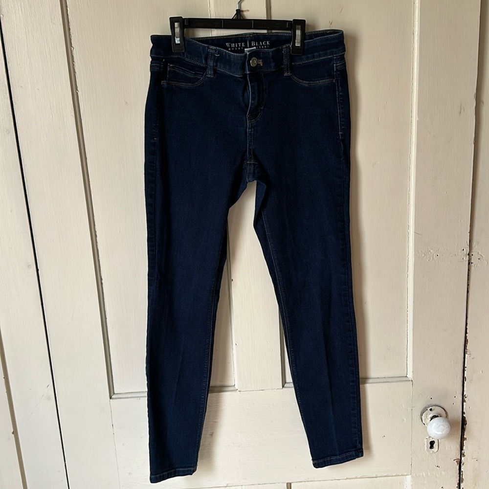 White House black market skinny jeans size small